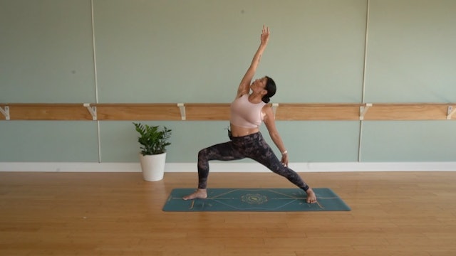 Energizing Flow- Vinyasa Yoga w/ Yvonne (Level 1/2)