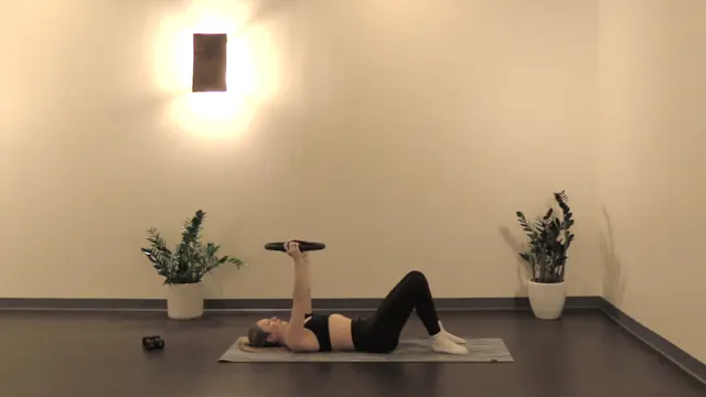 Magic Circle- Pilates Mat w/ Alexa (L...