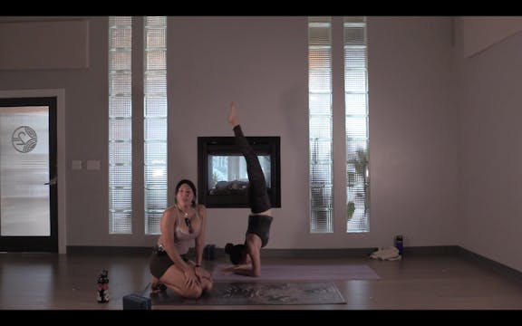 Anahata Flow- Vinyasa Yoga w/ Yvonne ...