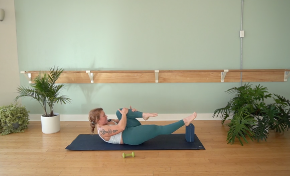 Precision Focus- Pilates Mat w/ Glenna (Level 2)