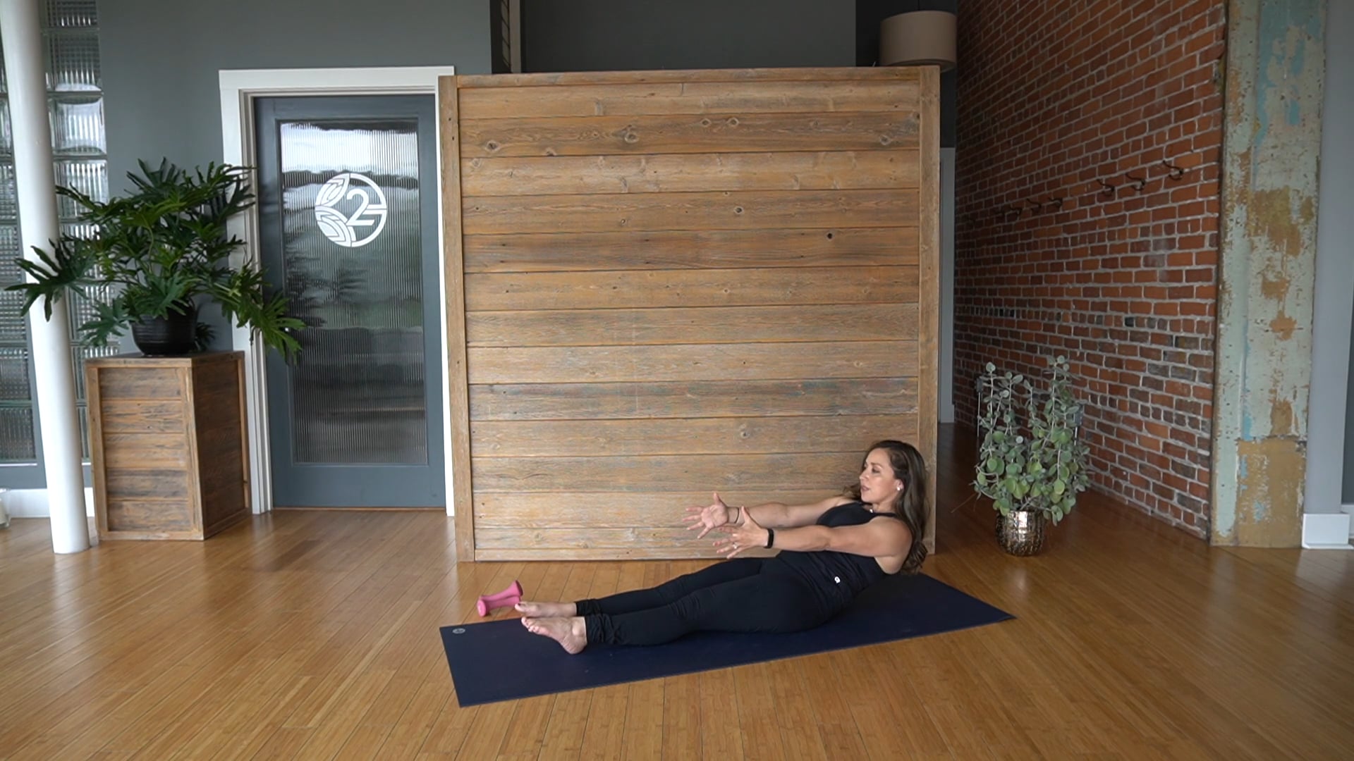 Total Body- Pilates Mat w/ Maria (Level 1/2)
