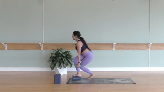 Sculpting Strength- Yoga Sculpt w/ Yv...