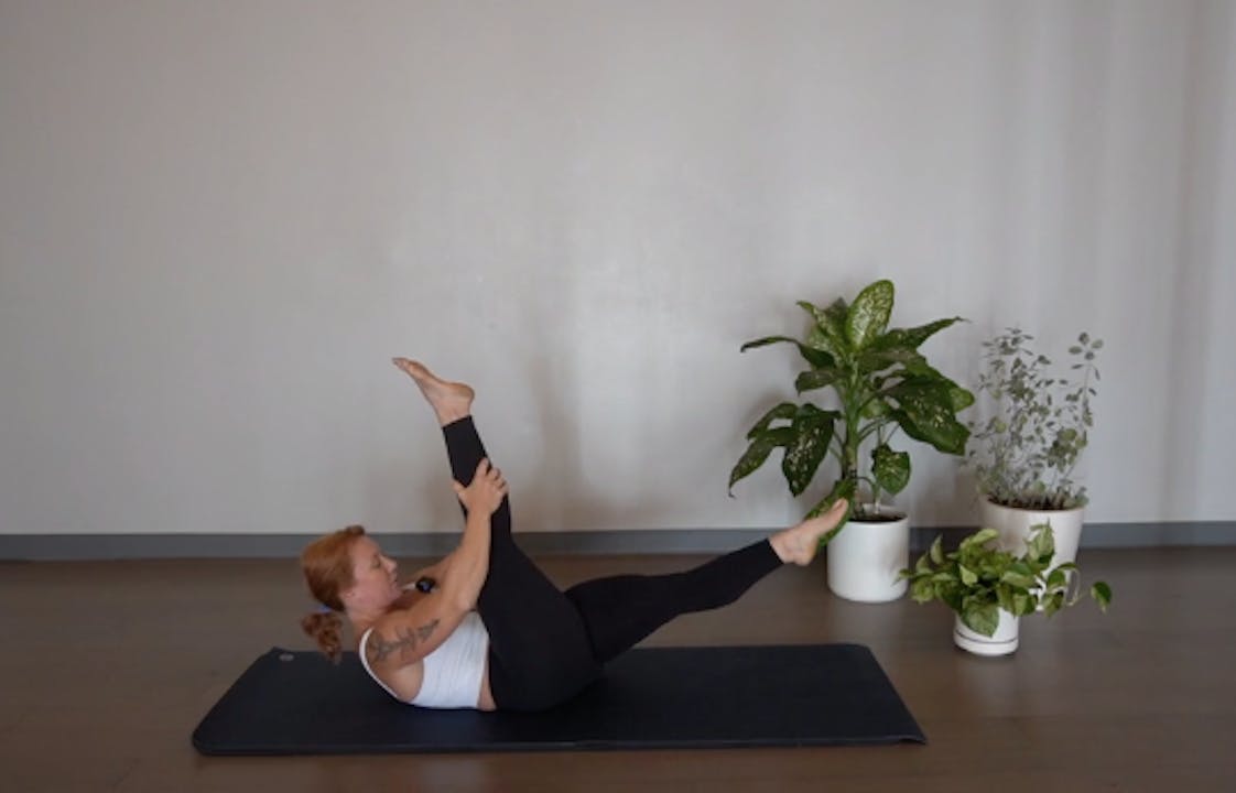 Pilates Mat Centering Focus with Glenna Asmus (Level 1/2) Classical