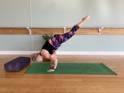 Flying Pigeon Primer- Arm Balance Yoga Practice w/ Jill (Level 2/3)