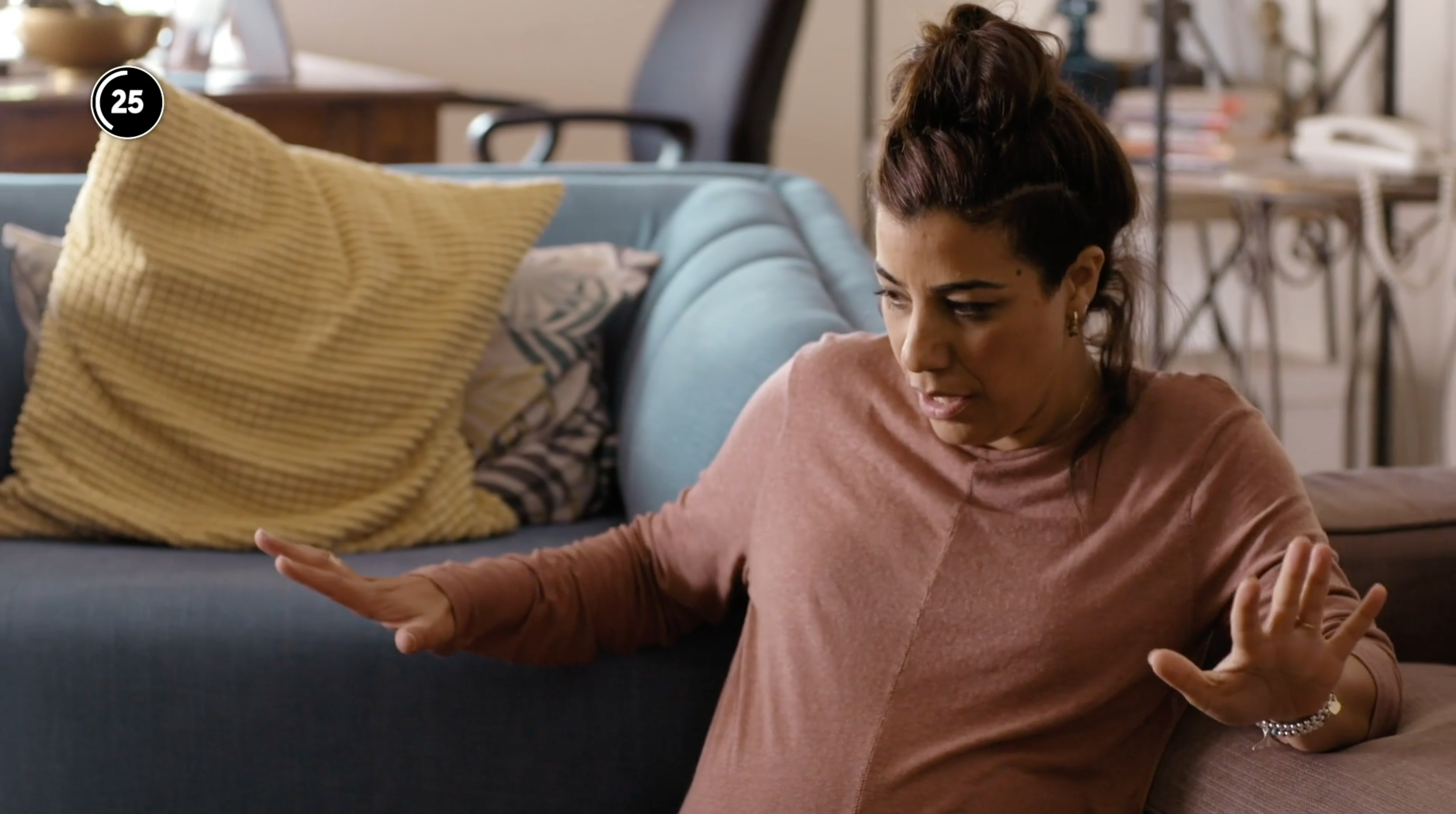 My Life in 60 Seconds - Series Finale - Season 2, Episode 10 - Alon and Tamar