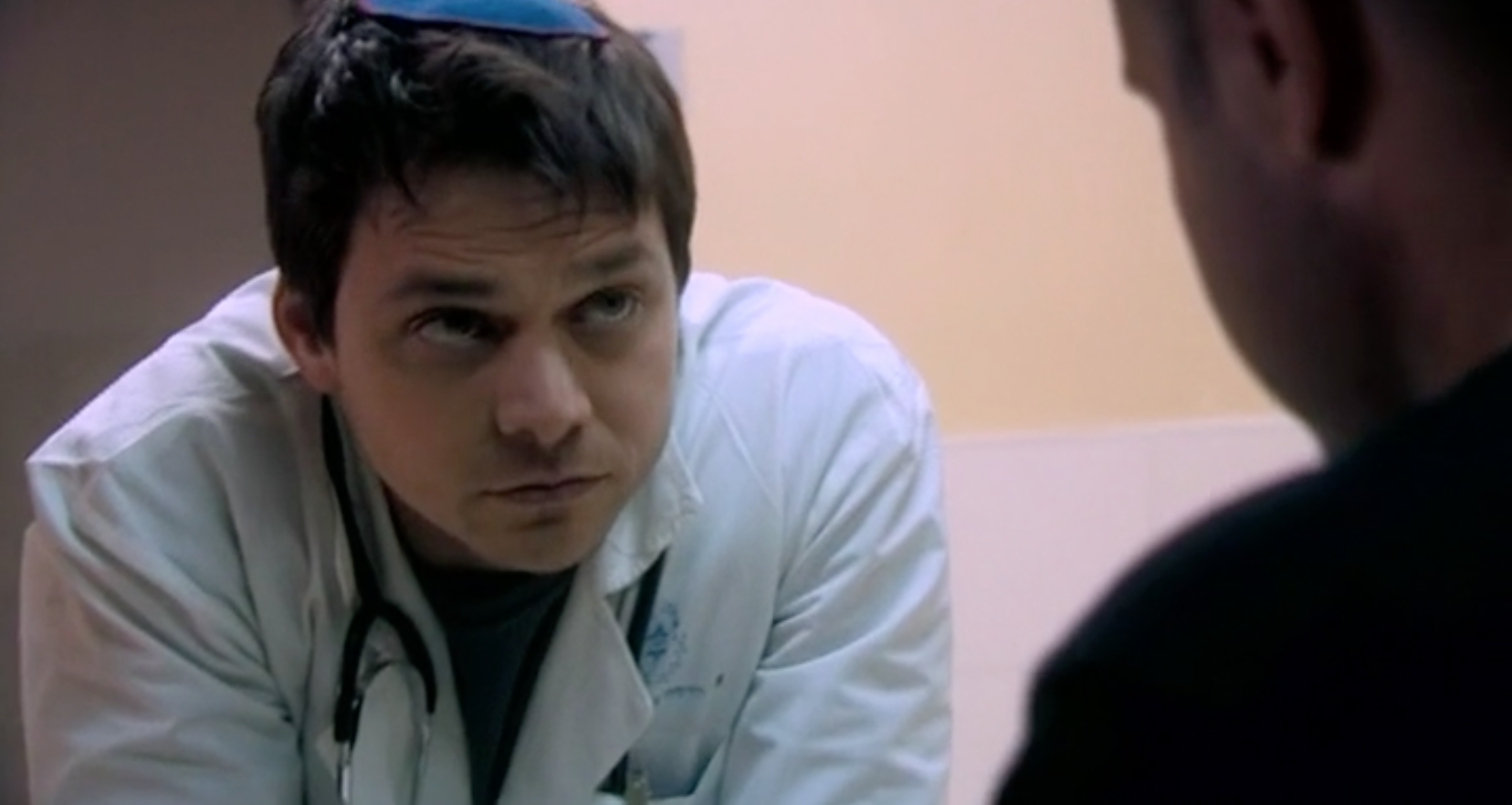 Srugim - Season 1, Episode 4 - Not Kosher