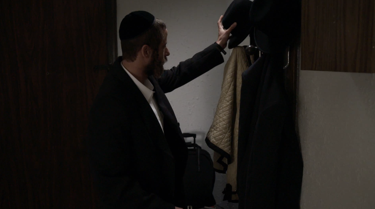 Shtisel Season 2, Episode 1 – Lemons
