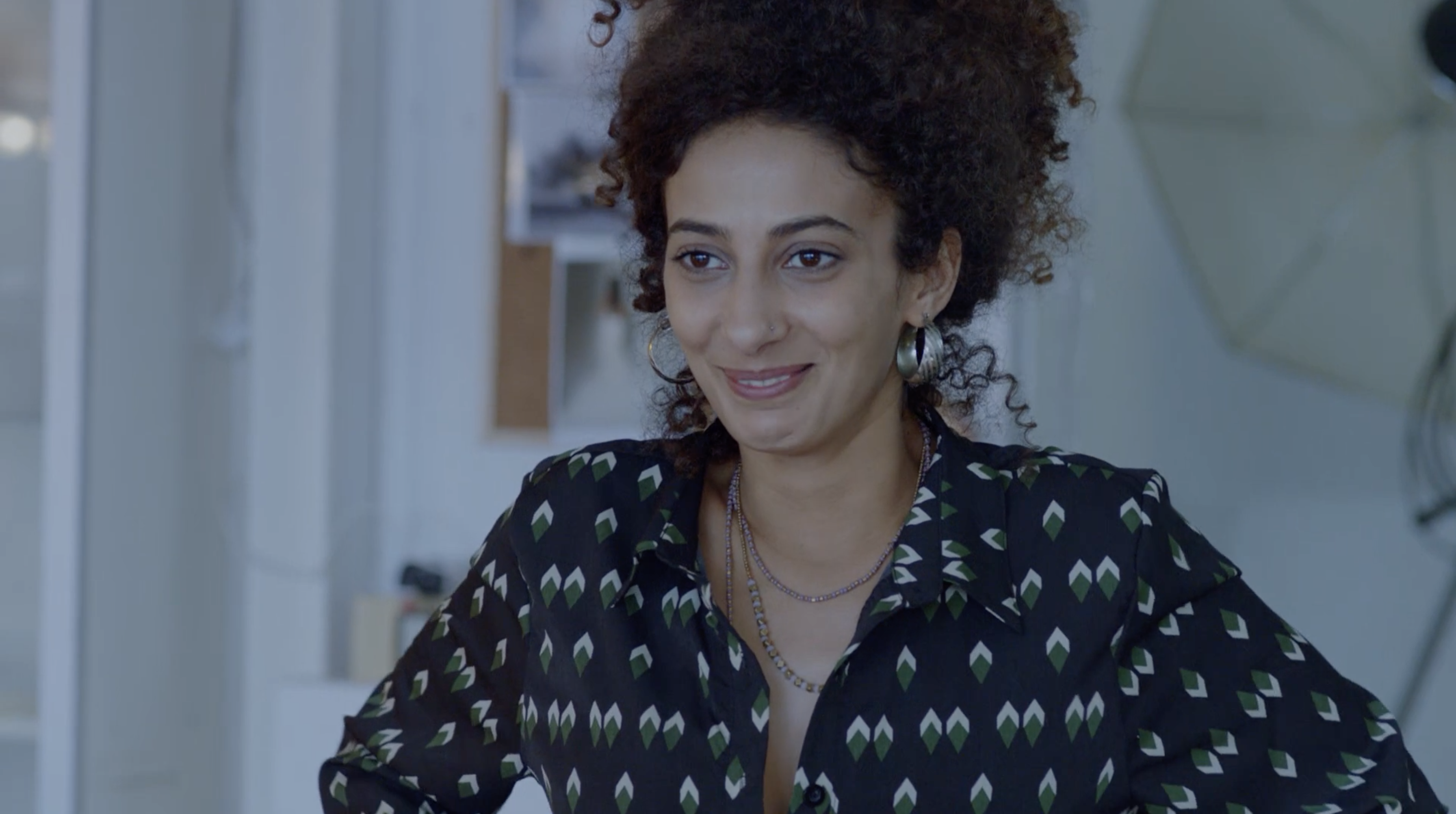 Muna - Episode 3 - Guests For a Moment