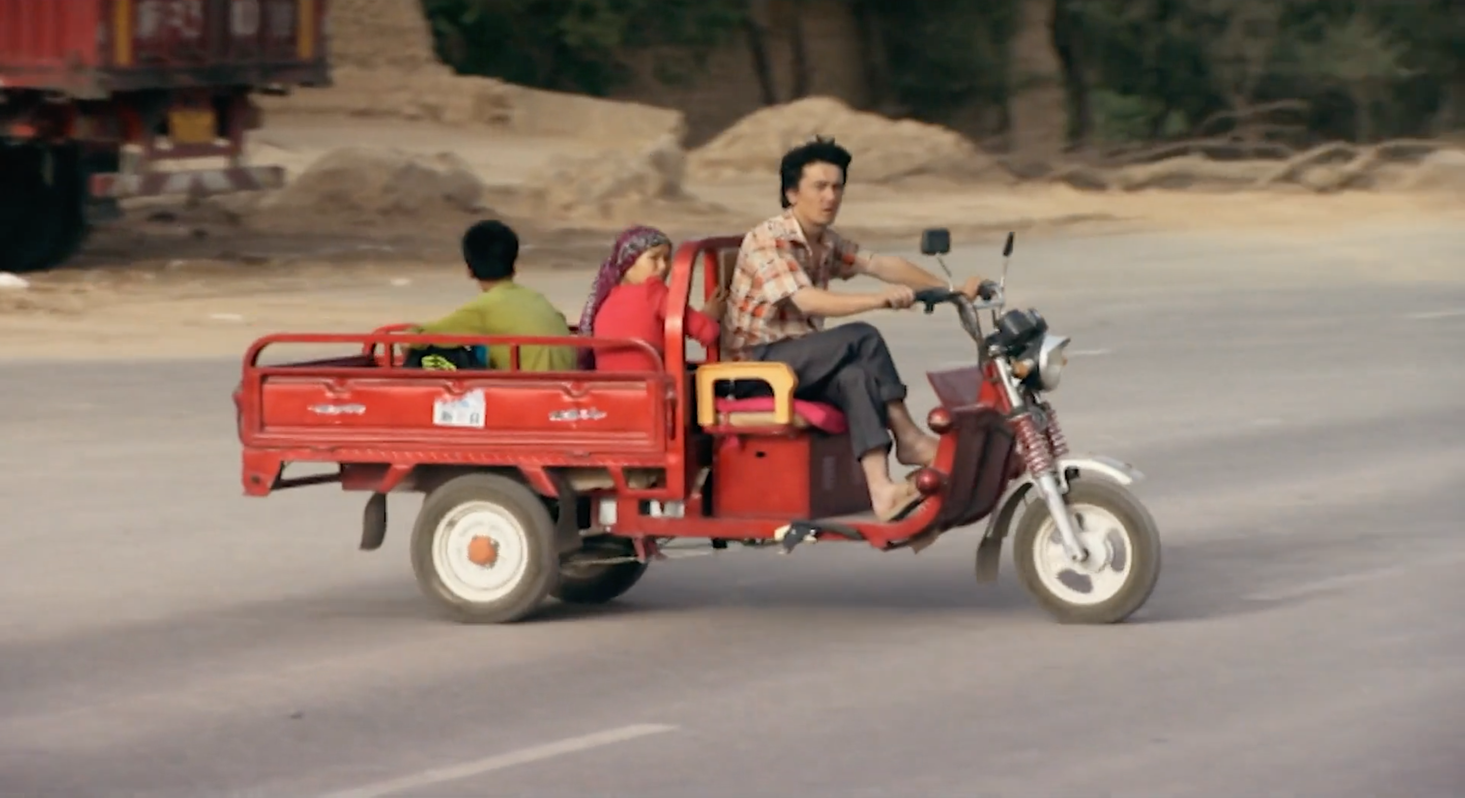 The Amazing Journey - Season Finale - Season 2, Episode 6 - Xinjiang Province