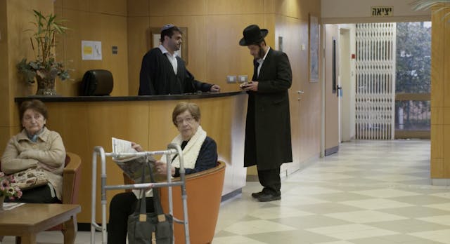 Shtisel Season 2, Episode 4 – Maurizio