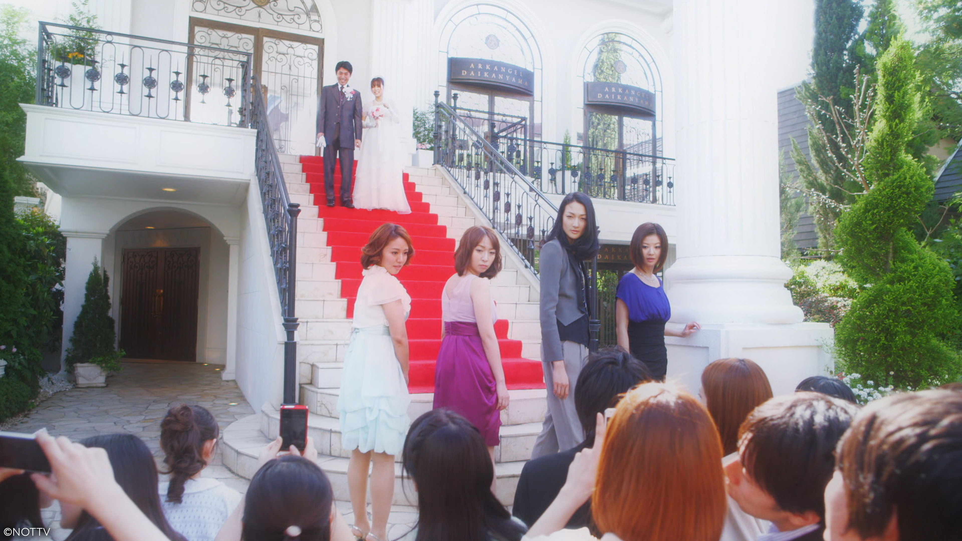 S1E7: The L♀Rules: 50 Words of Advice