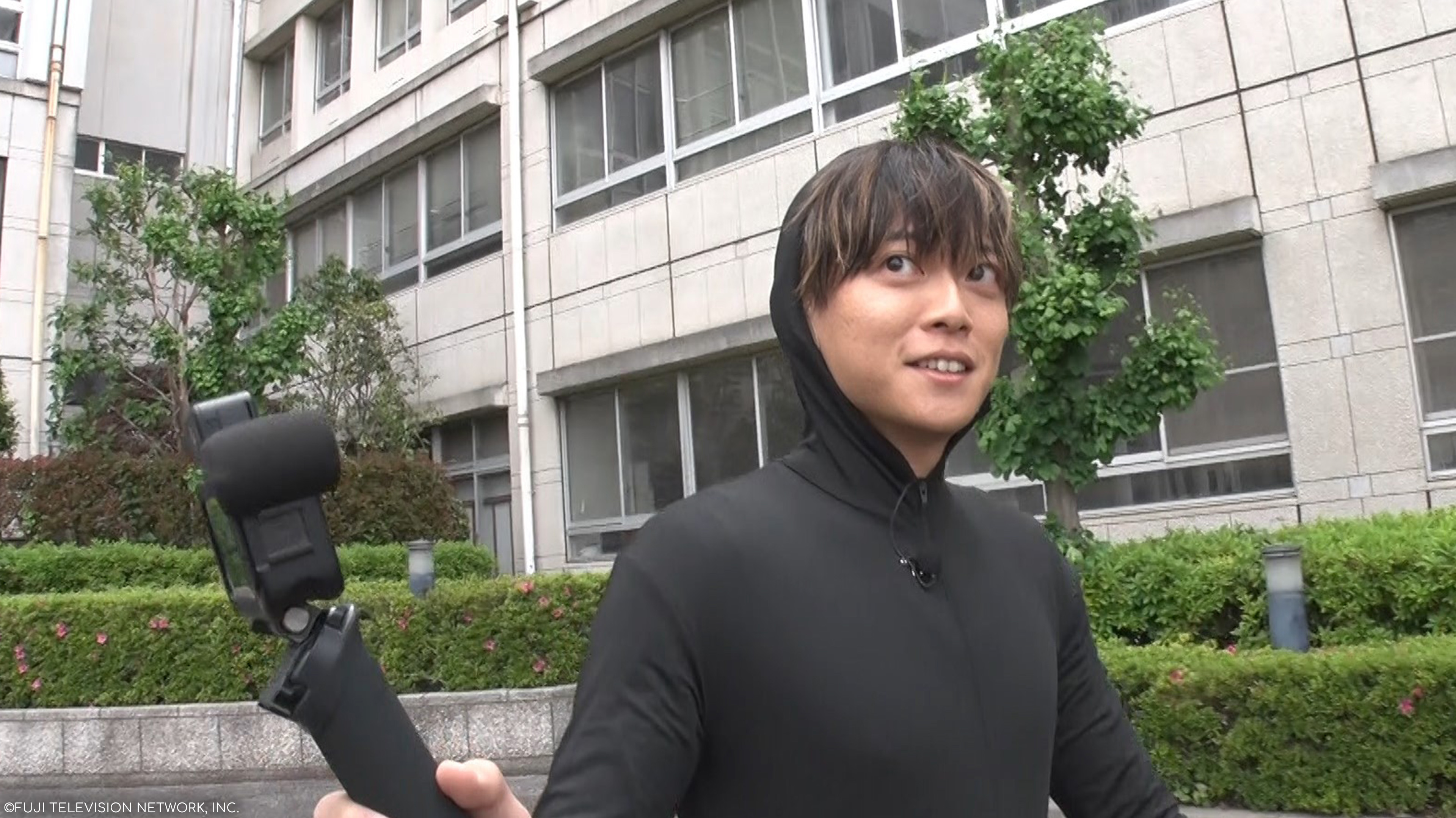 S1E7: Vs School - Ultimate Hide and Seek