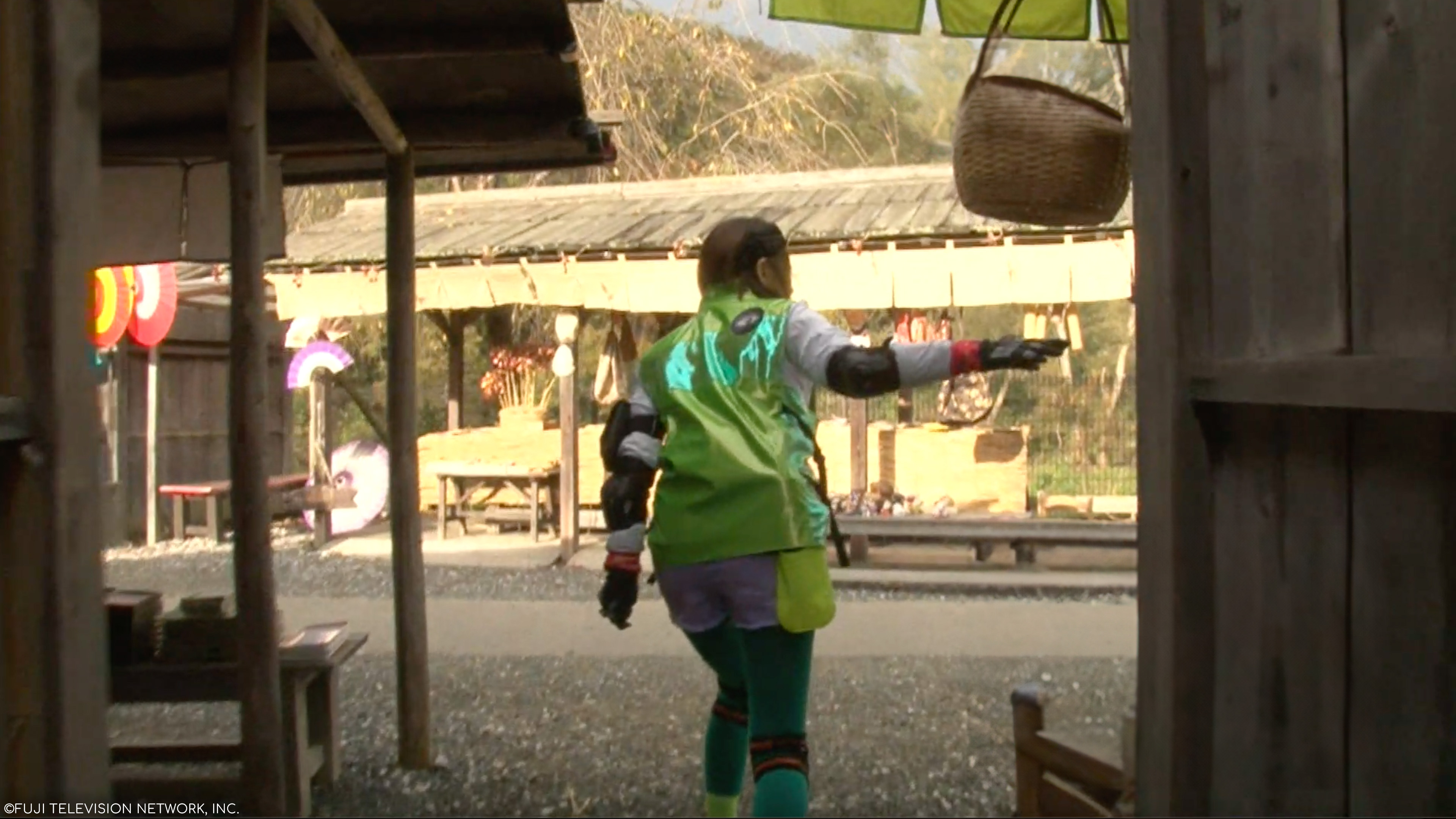 S1E32: Run For Money 