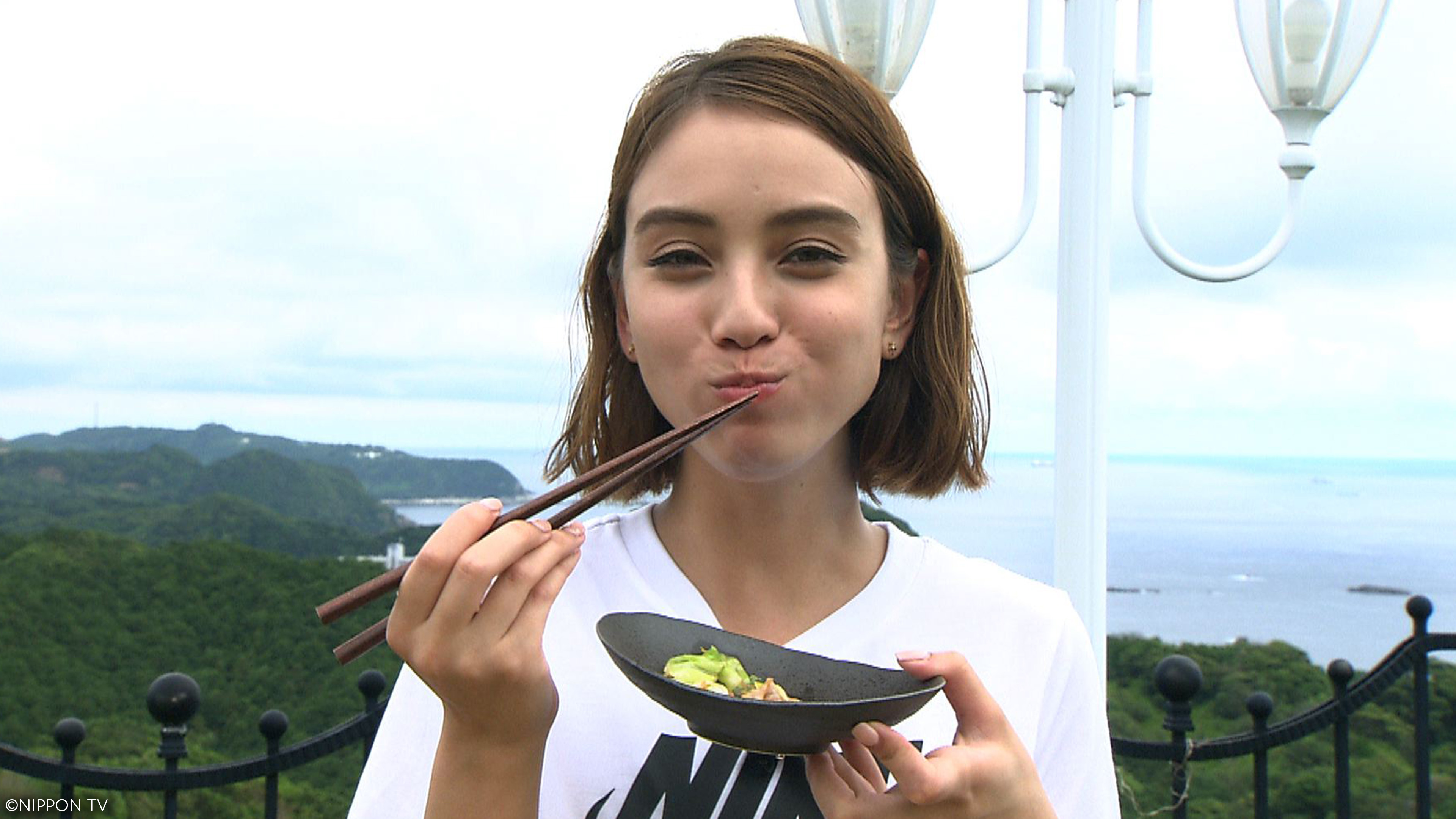 S1E408: Dining★Al Fresco