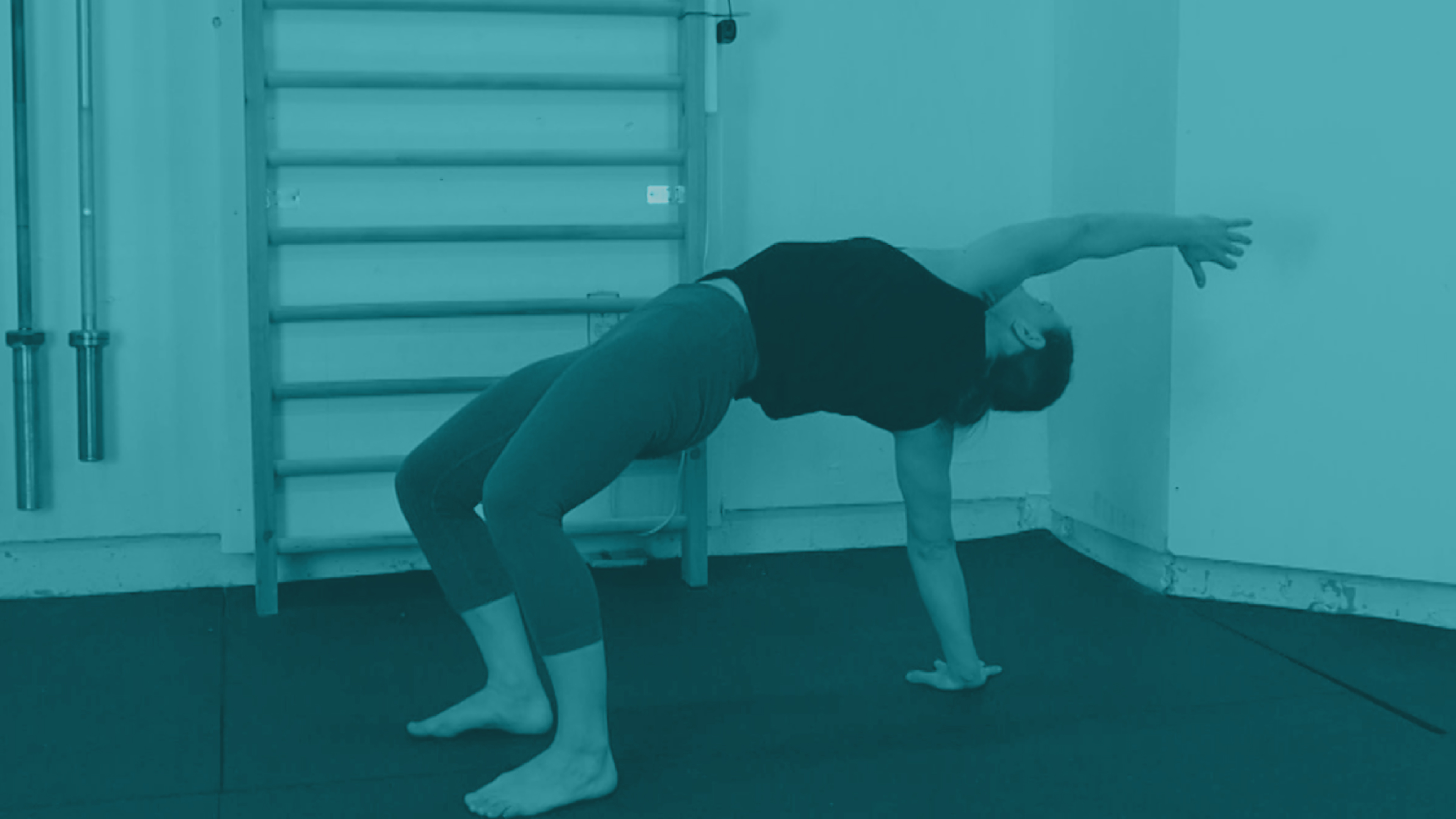 Combo: Crab, Crab Reach Back + Bear