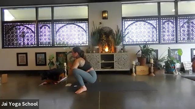 Jai Vinyasa with Natalie