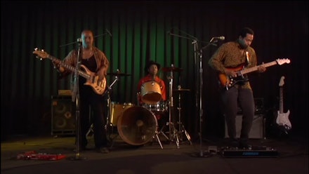 Jam Tracks and Music Backing Tracks for Musicians to Play with a Band Video