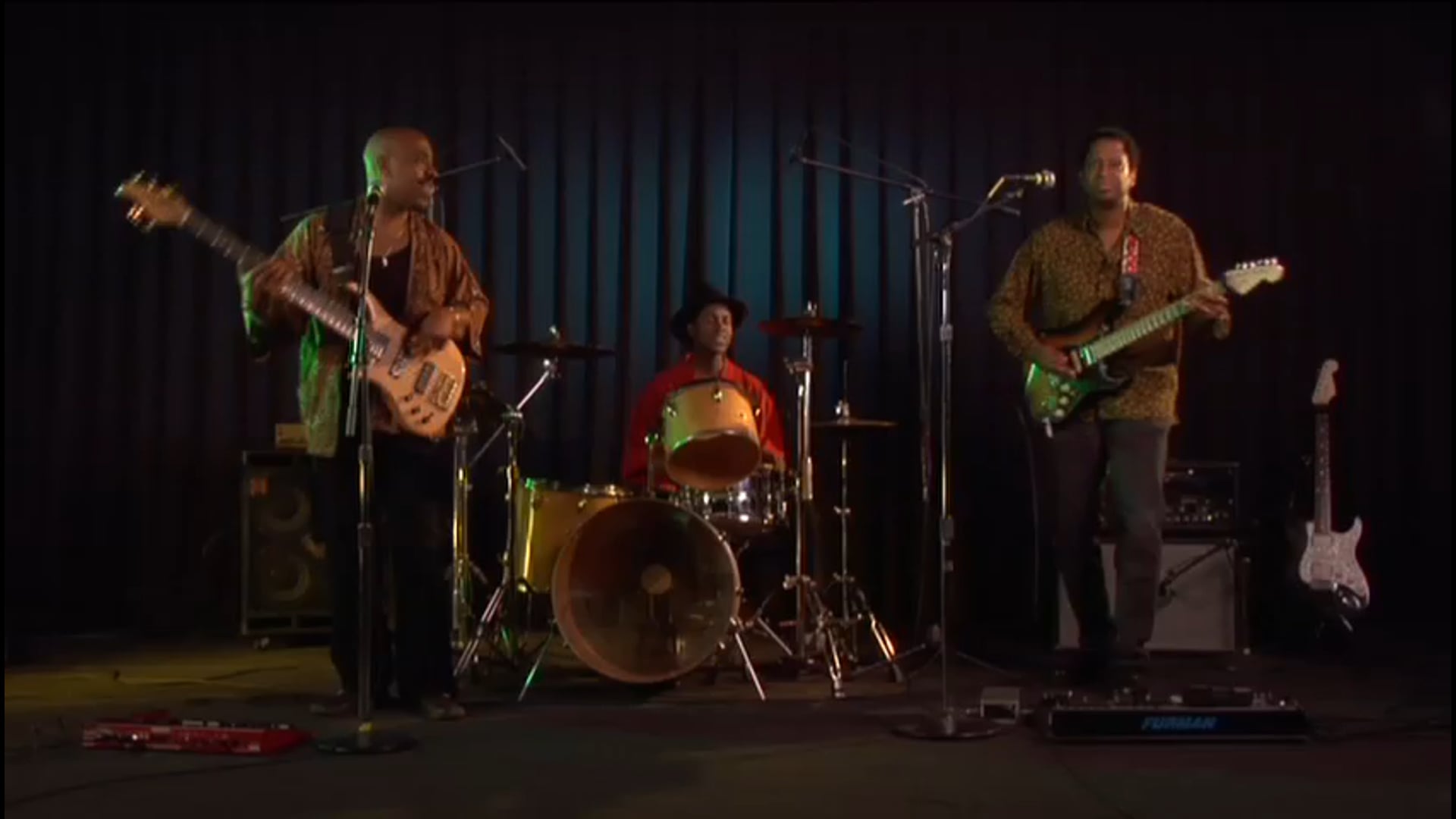 Walking Slow Blues In E