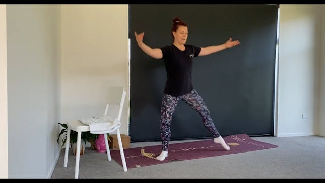 Barre Foundations 2 - improve your ar...