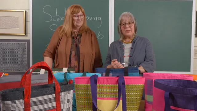10.6.15 - Show & Tell, Tote-ally Hand...