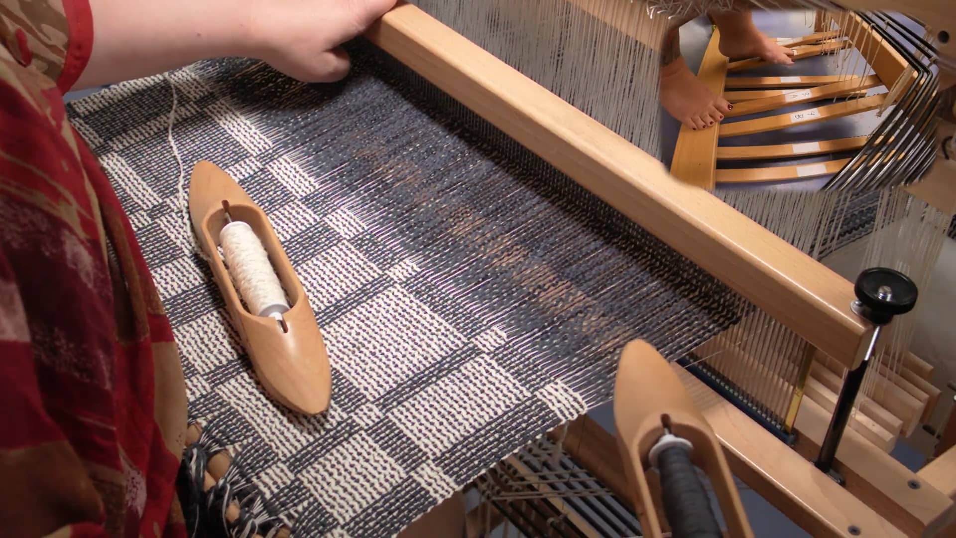 9.3.4 - 4 Shaft at the Loom Diversified Plain Weave