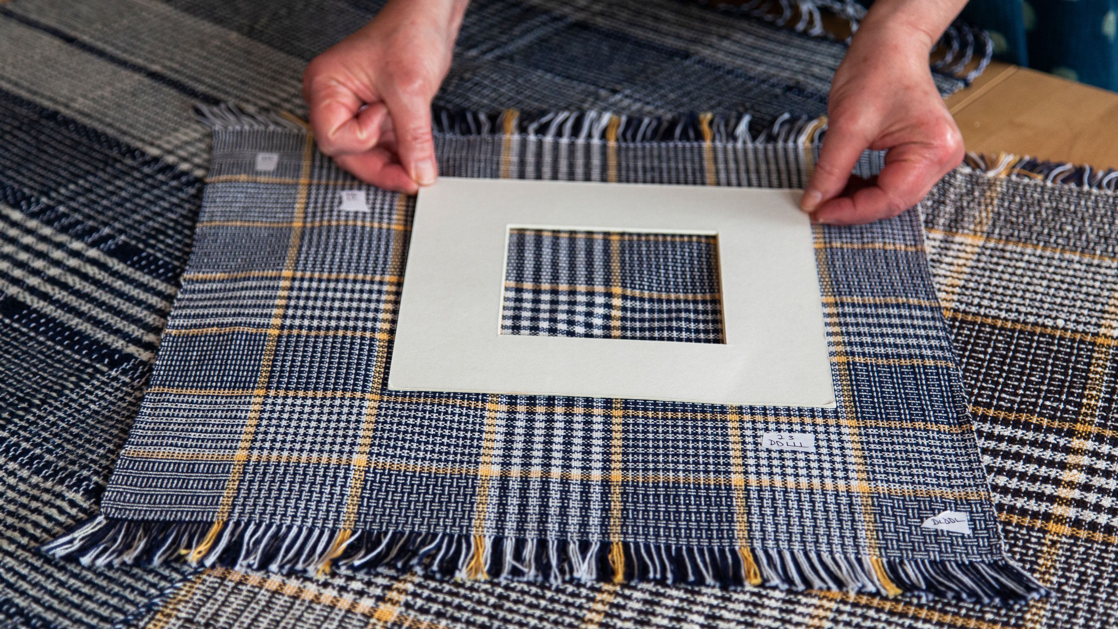 Season 2 Episode 4 - The Colour & Weave Sample