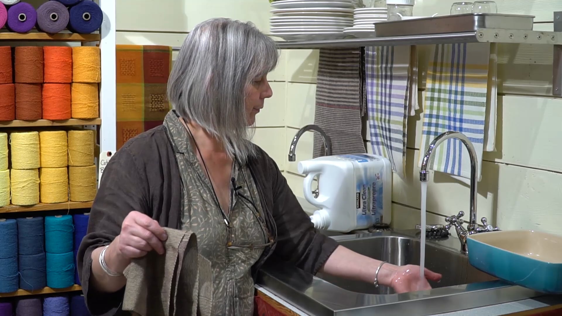 1.10.4 - Handwashing Silk Fabrics