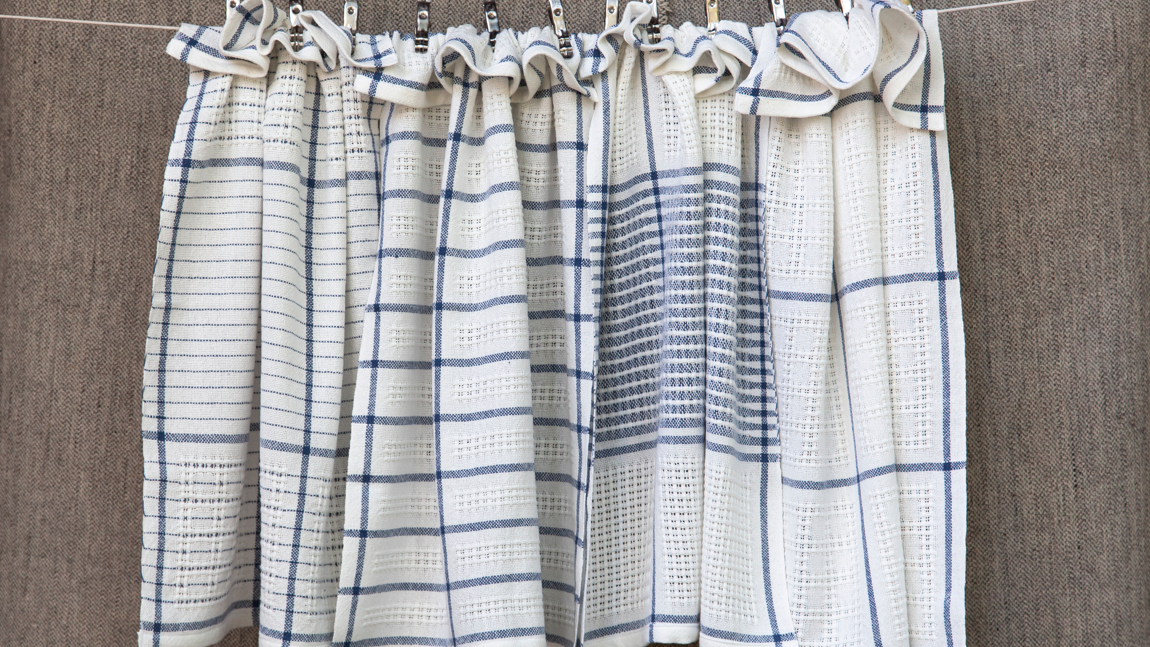 Season 5 Episode 7 - Bronson Lace