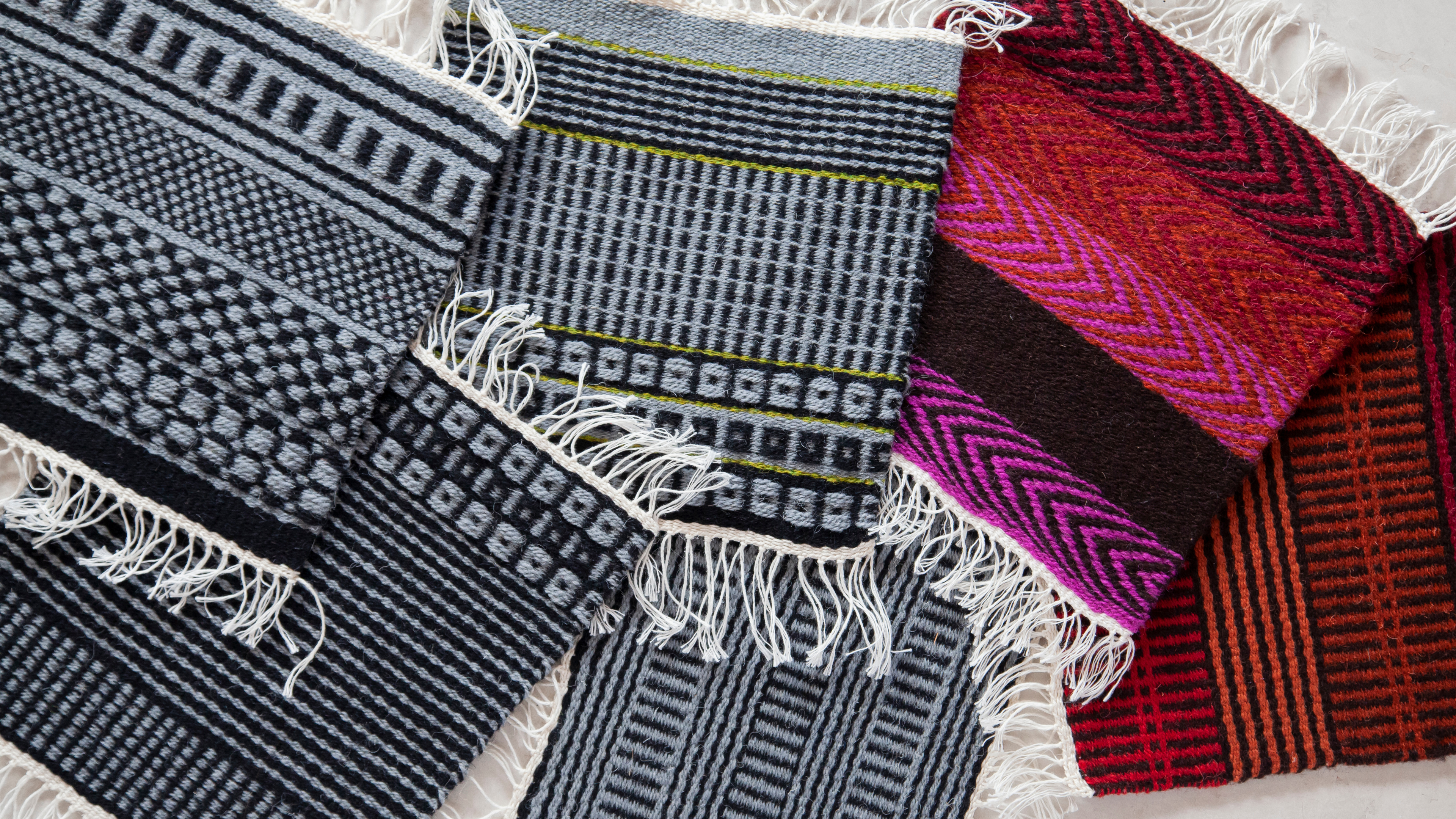 Season 3 Episode 4 - Weft Faced