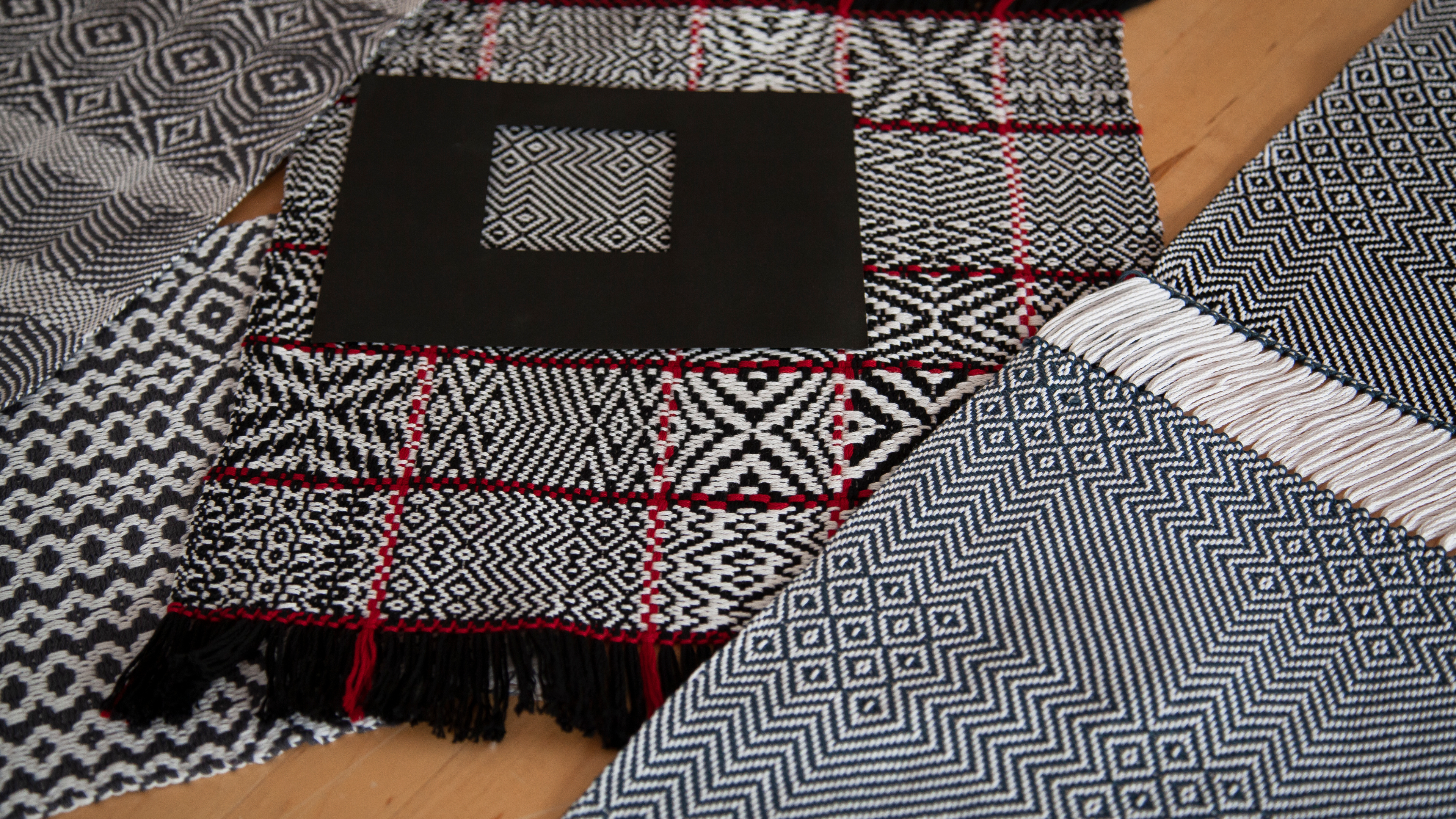 Season 4 Episode 5 - Large Threadings Twill Gamp