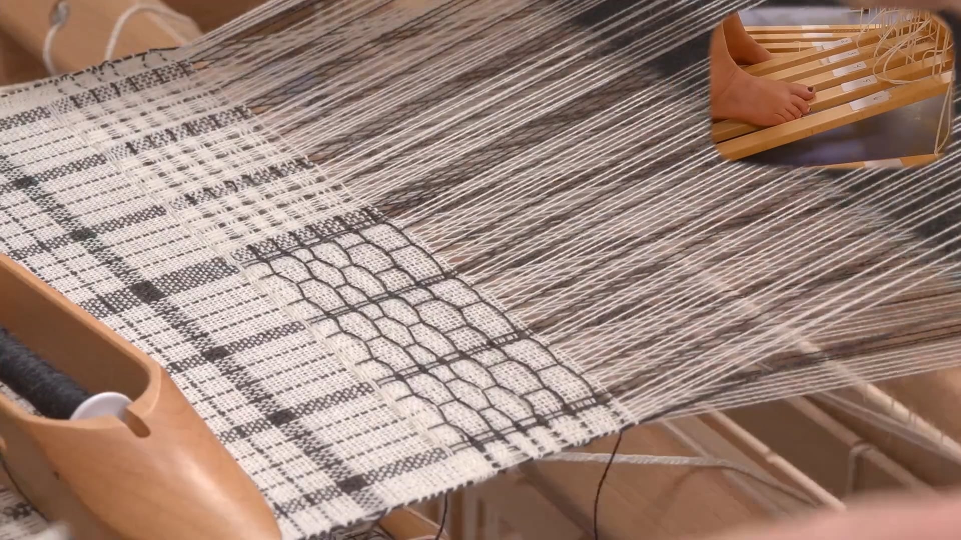 10.9.5 - At the Loom First Warp Project Cannelé Goes on a Date