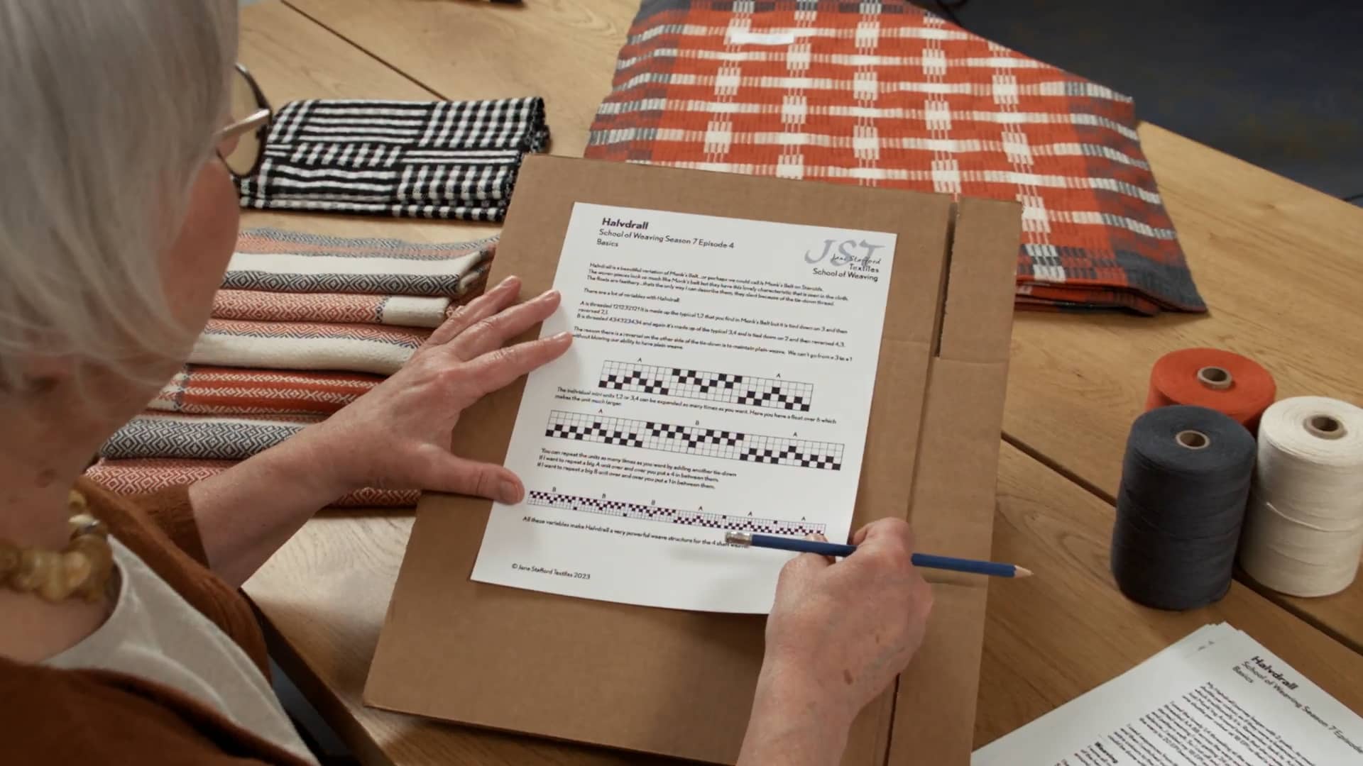 7.4.2 Halvdrall PDF pages 2 and 4