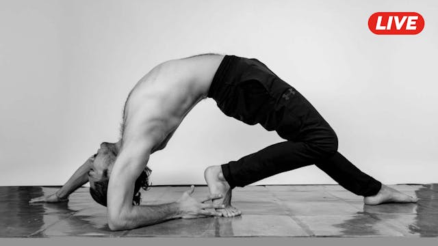 08Oct -Yoga con Alejandro Lozano