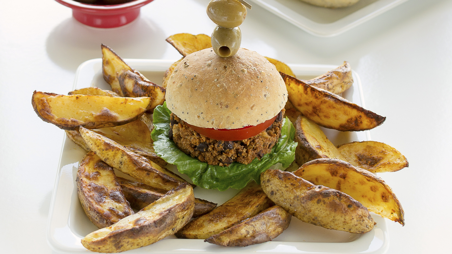 “Burger Deluxe” - Episode 510 (24 min)