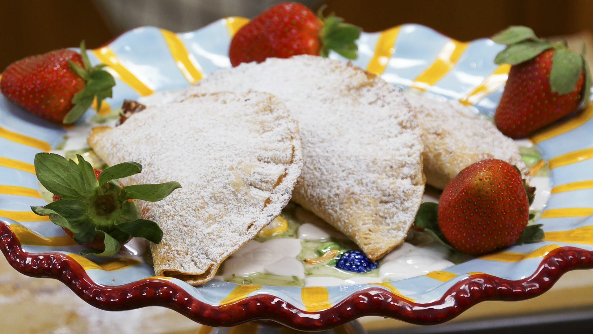 “Sweets For the Sweet” - Episode 304 (24 min)