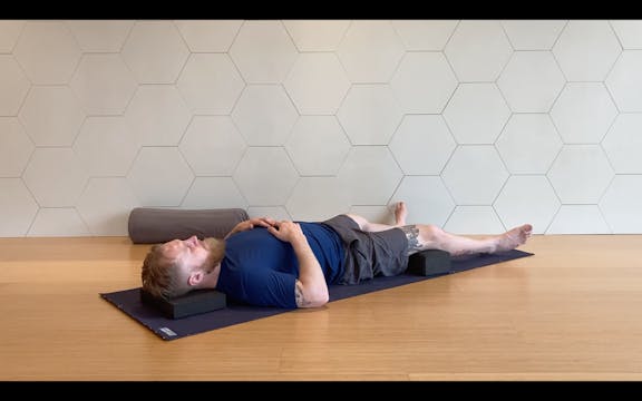 Body Scan Relaxation (8 min) | MEDITA...