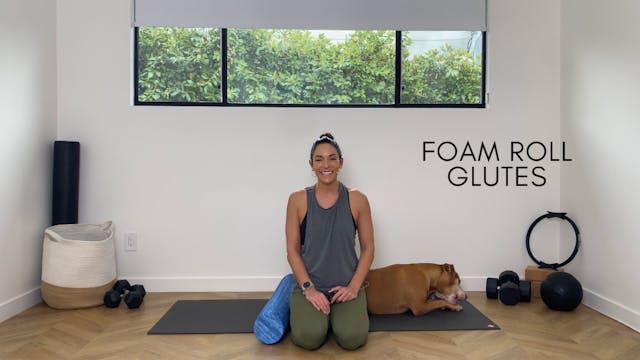 Foam Roll Glutes