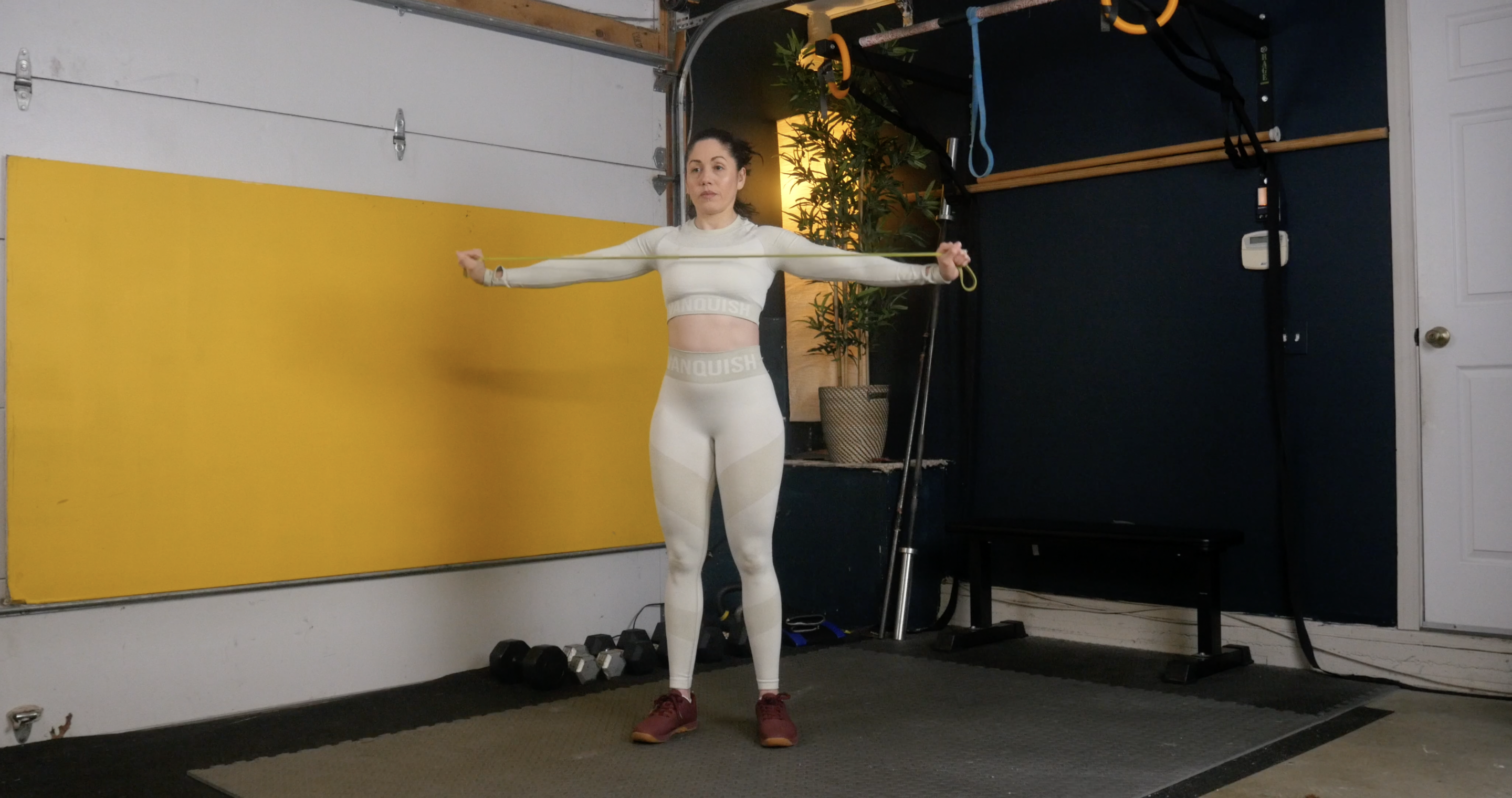 HV Week 9 Day 2 Exercise 0 Warm Up Chest and Arms