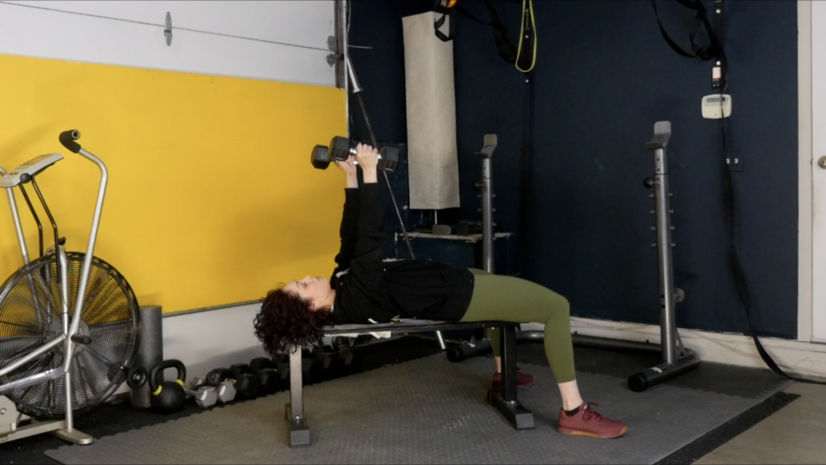 HV Week 9 Day 2 Exercise 4 Dumbbell Skull Crushers