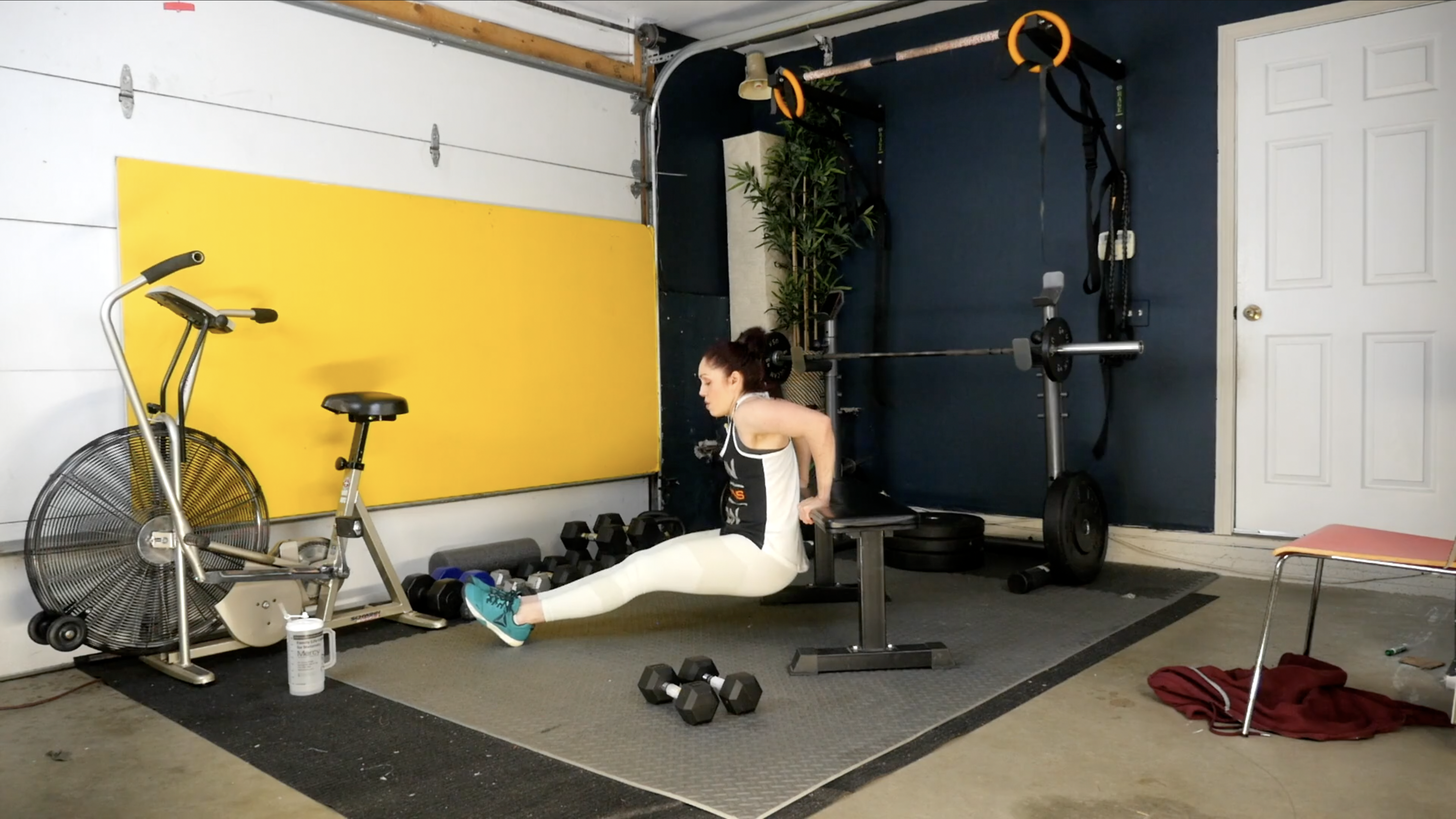 HV Week 11 day 2 Exercise 3 Dumbbell 21s and Bench Dips