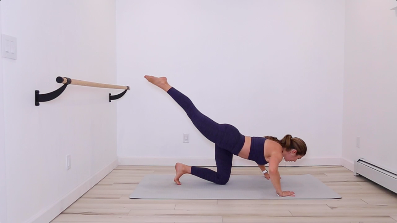 28 min Pilates Strong 08/04/21