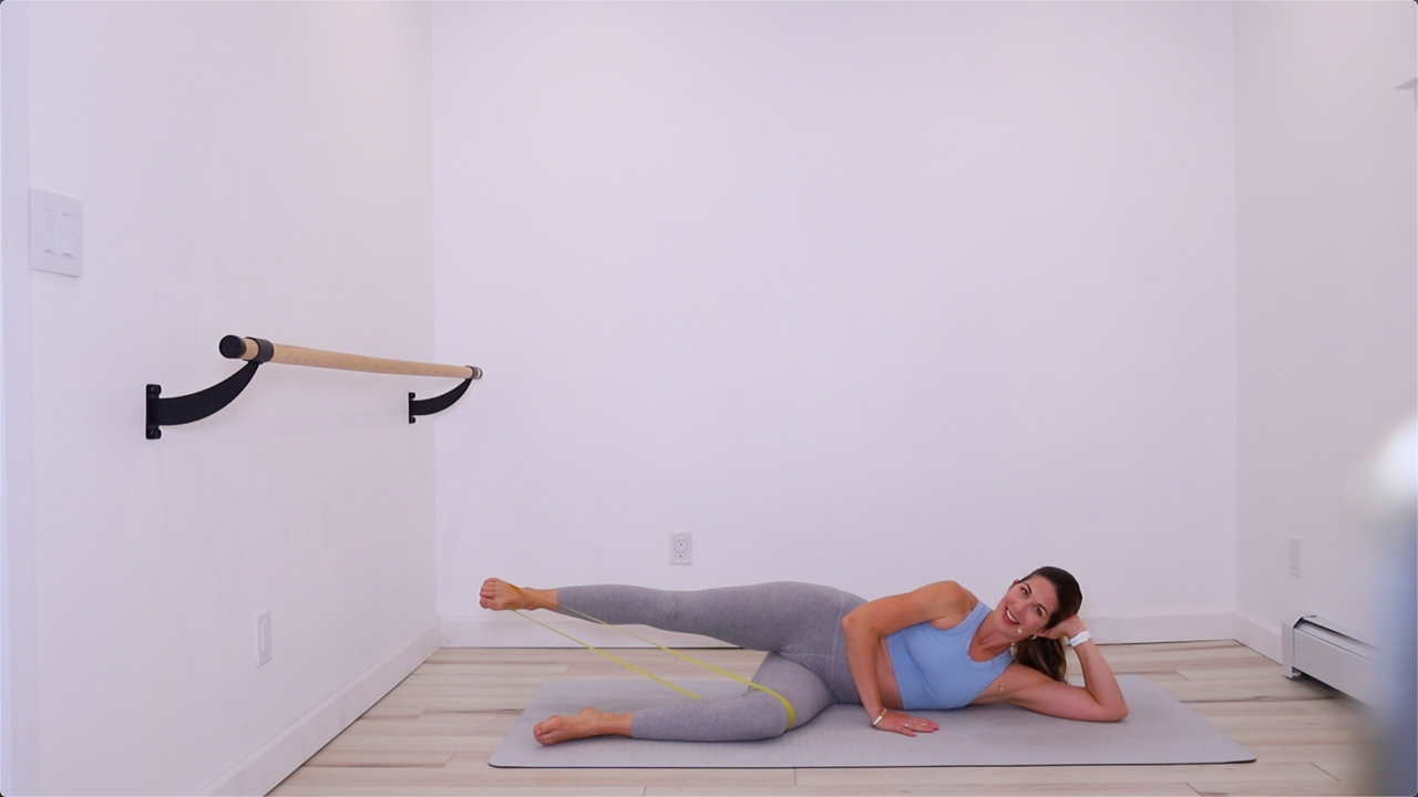 15 min Lower Body & Core w/ Band 10/27/21