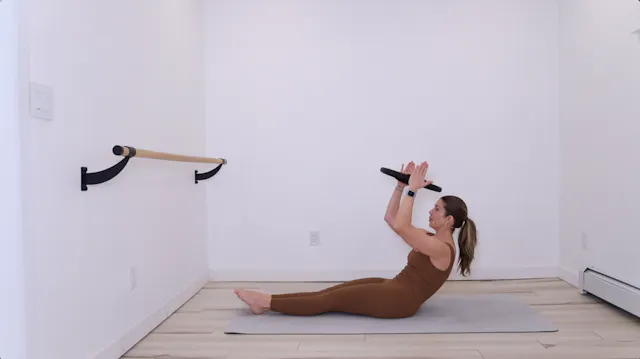 12 min Upper Body & Core w/ the Ring ...