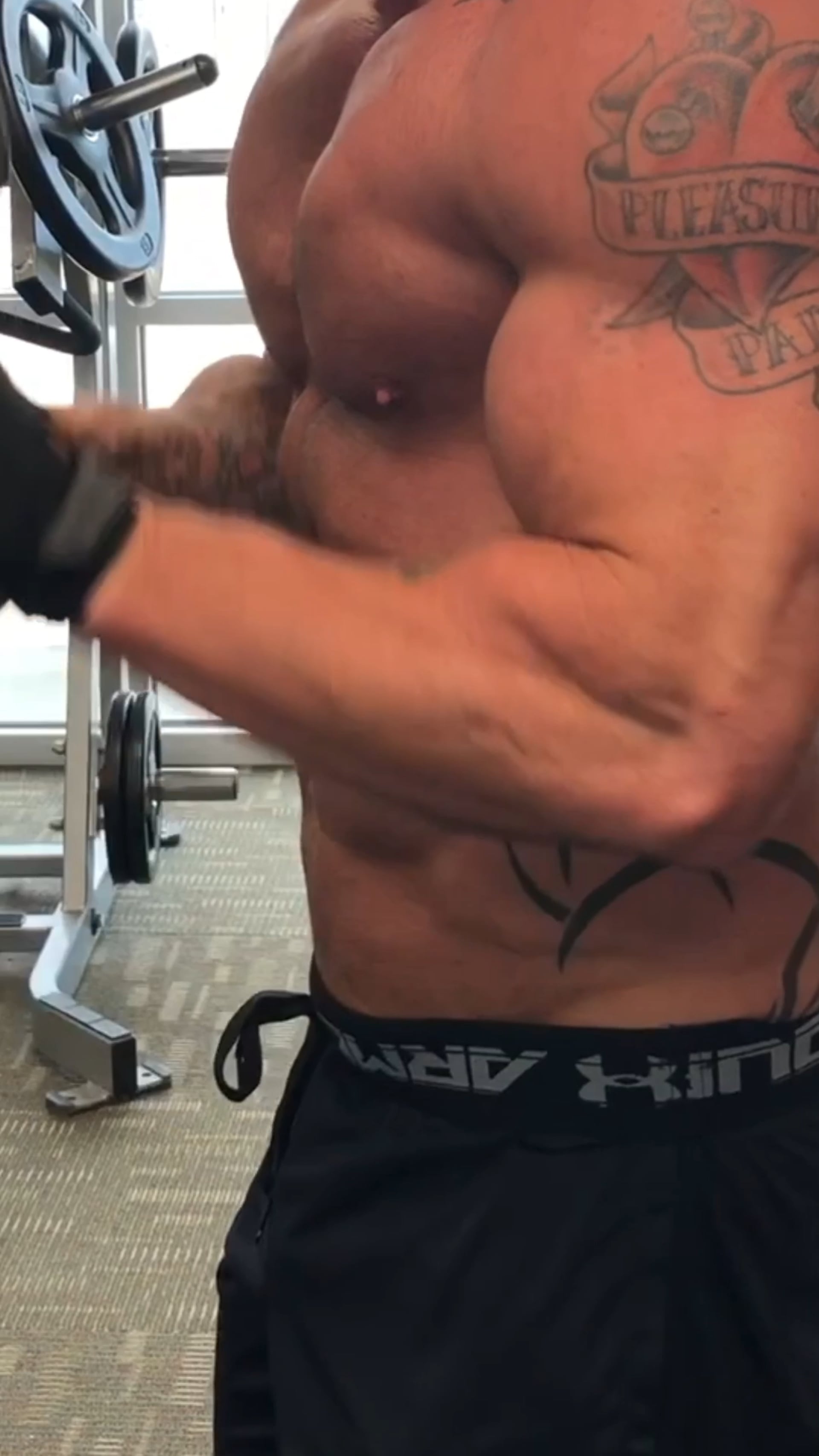 Tricep- tricep extension