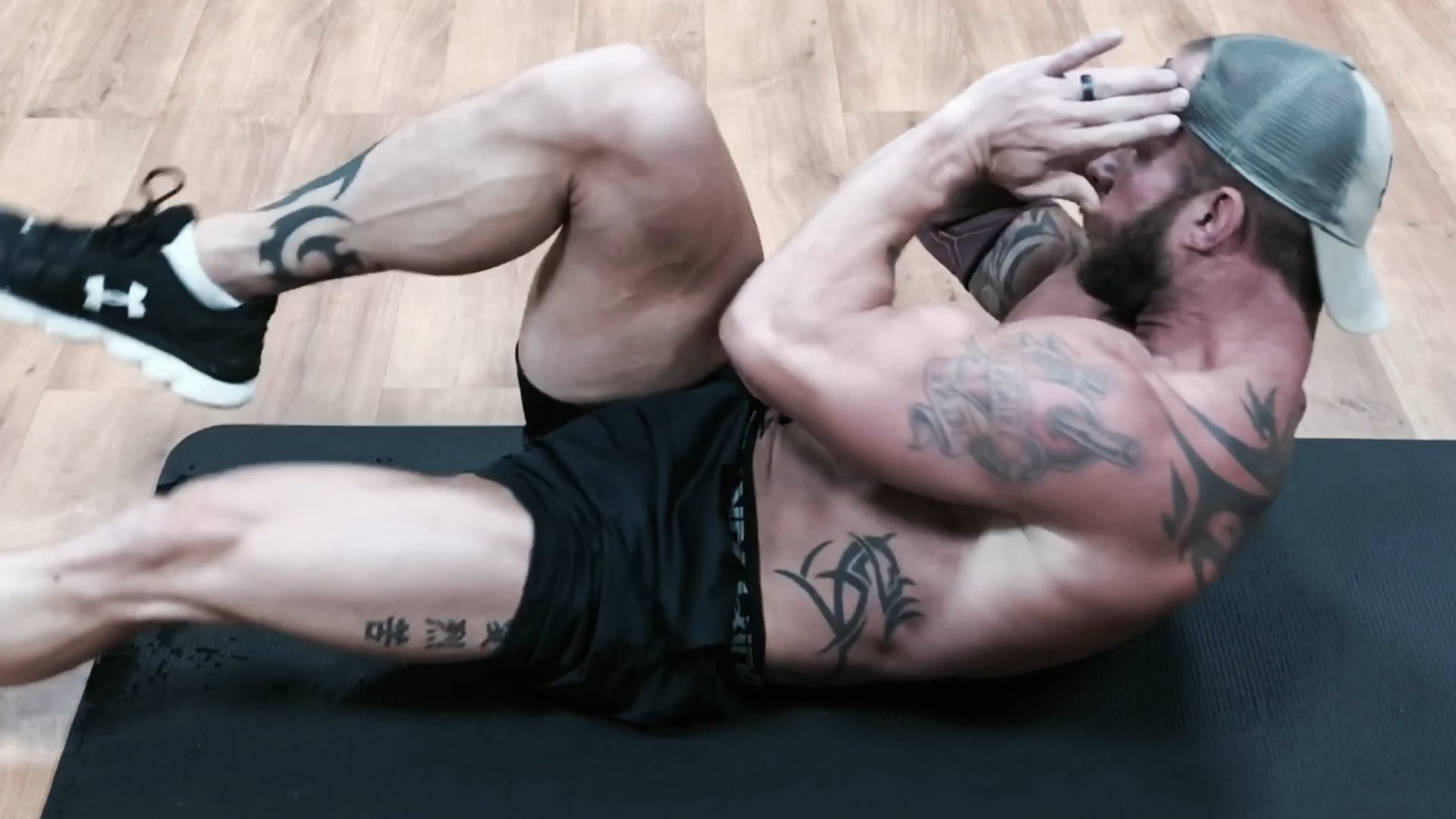 Abs- Bicycle cross crunches