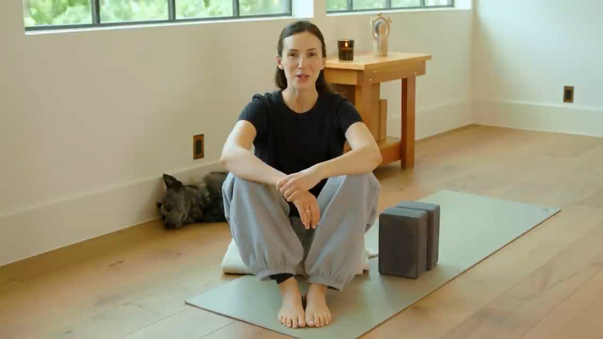 Yoga Release  25-Minute Yoga Practice - Yoga With Adriene (720p, h264)
