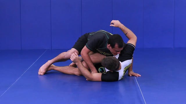 Hip heavy guard pass