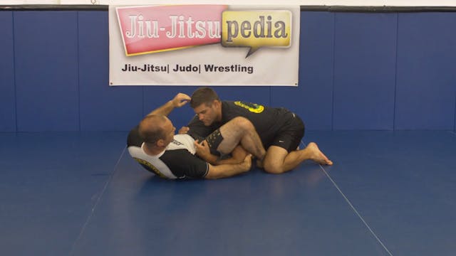 Double under counter to shoulder lock