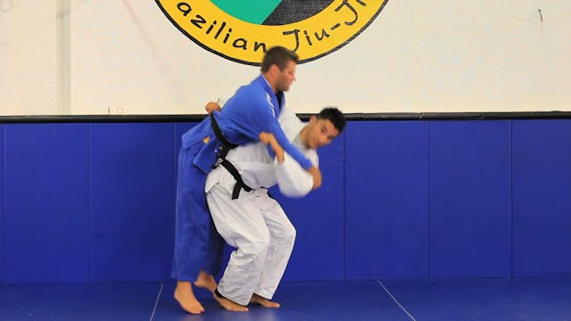 O goshi ( large hip throw)