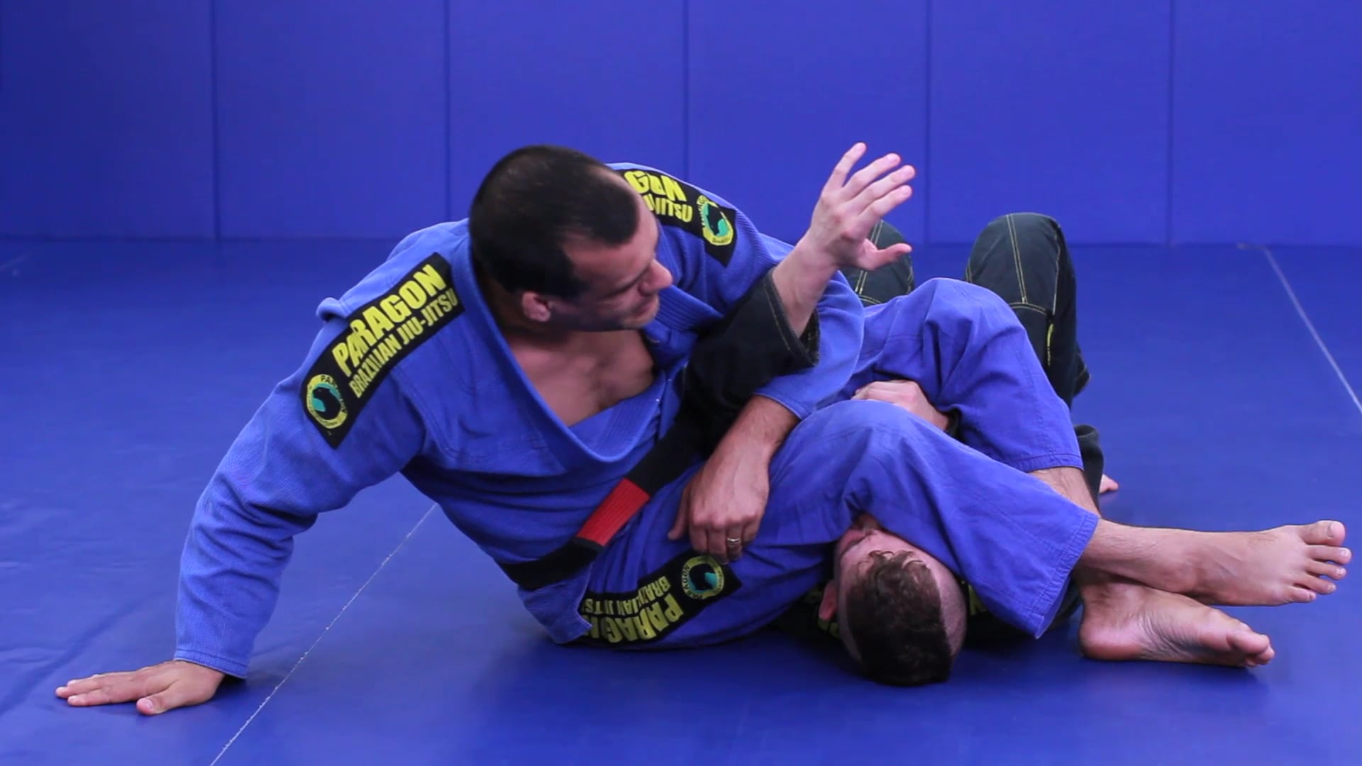 Beating the RNC defense from mounted armlock